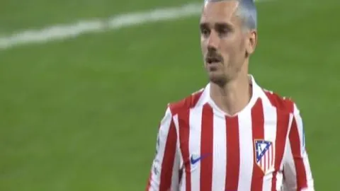 广东男篮交易窗口期号分析：3将或离队，杜锋面临后卫与内线抉择